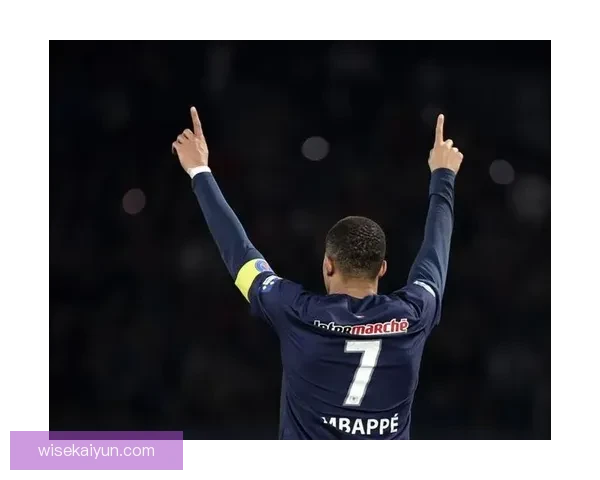 姆巴佩表现稳健，状态回暖，助力巴黎圣日耳曼迎接新赛季挑战